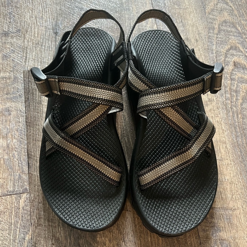 Very Gently Worn Men’s Chaco Sandals